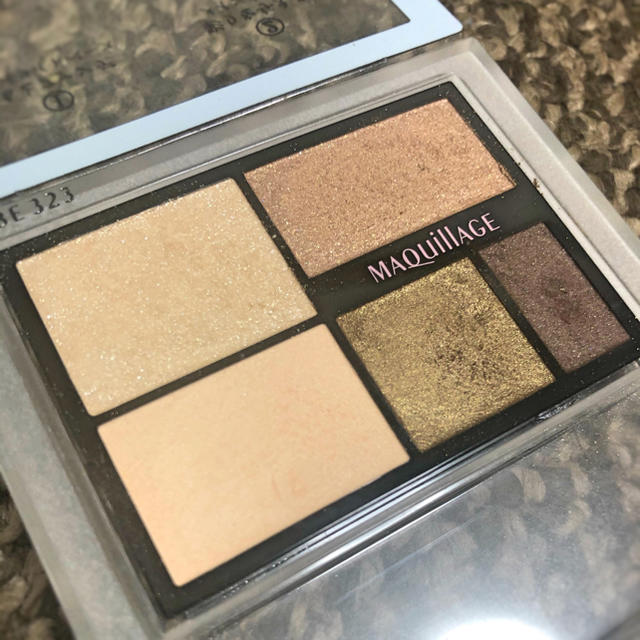 MAQuillAGE マキアージュ トゥルーアイシャドー(BE323)の通販 by みゆ 新品 マキアージュ トゥルーアイシャドー BE323