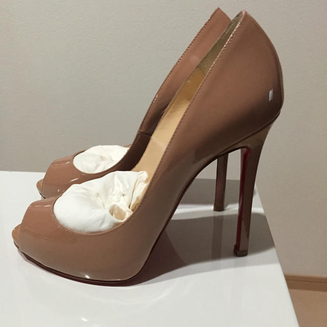 Christian Louboutin(クリスチャンルブタン)のルブタン  最終値下げ レディースの靴/シューズ(ハイヒール/パンプス)の商品写真