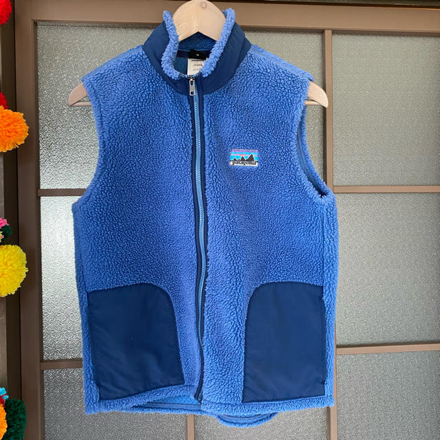 patagonia(パタゴニア)のお値下げ☆patagonia ベスト　kids XL レディースのトップス(ベスト/ジレ)の商品写真