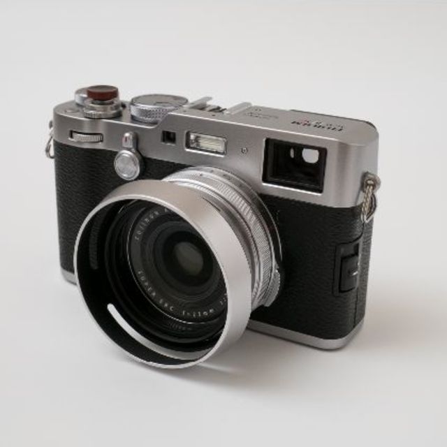 FUJIFILM X100F 美品（オマケあり）カメラ