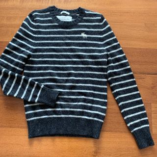 アバクロンビーアンドフィッチ(Abercrombie&Fitch)のアバクロ　セーター　Mサイズ　Abercrombie&Fitch(ニット/セーター)