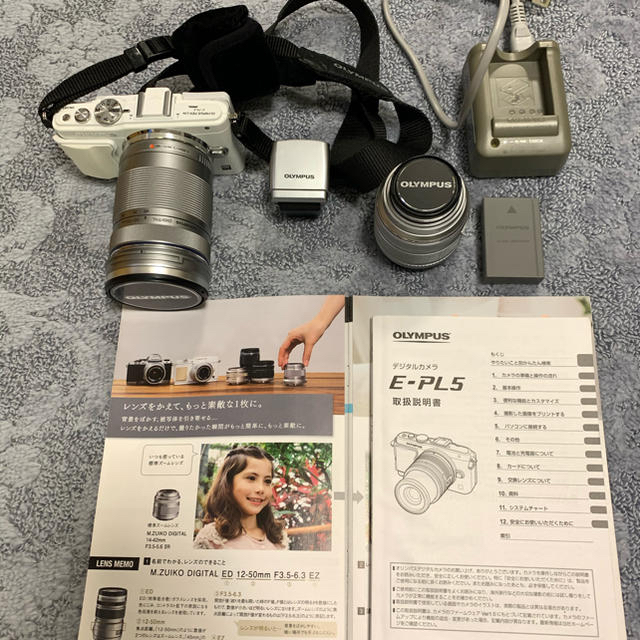 美品 OLYMPUS PEN Lite E-PL5 レンズキット ホワイト