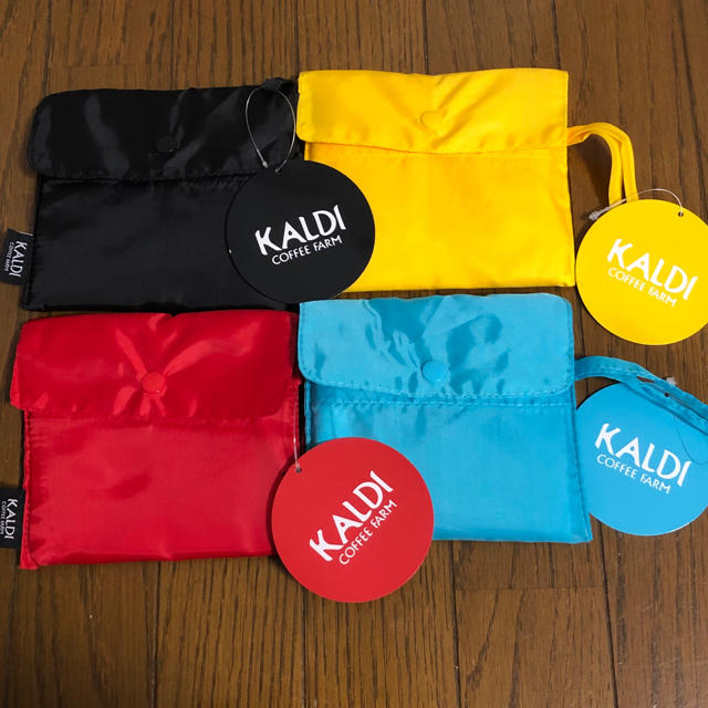 KALDI(カルディ)の【新品】カルディ　エコバッグ　（黒も入荷しました） レディースのバッグ(エコバッグ)の商品写真