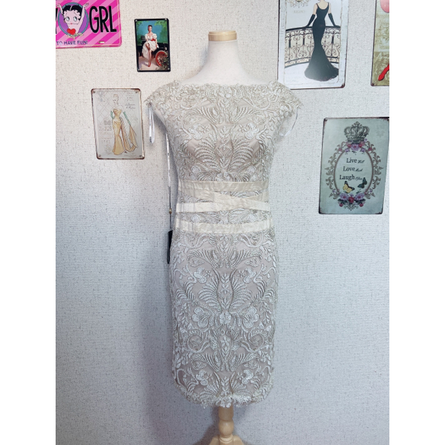大人気 新品 2 Tadashi Shoji タダシショージ ホワイト 大人気 新品 2 Tadashi Shoji タダシショージ ホワイト