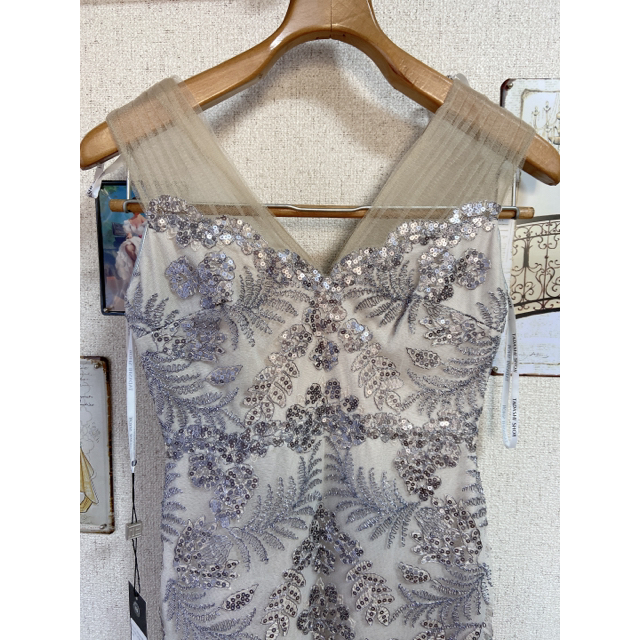 TADASHI SHOJI(タダシショウジ)の2019新品 0P Tadashi Shoji タダシショージ ホワイト/グレー レディースのワンピース(ひざ丈ワンピース)の商品写真