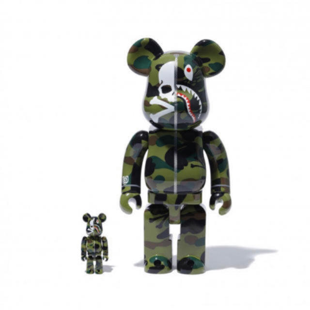 A BATHING APE(アベイシングエイプ)のMastermind VS BAPE BE@RBRICK 100% & 400% エンタメ/ホビーのフィギュア(その他)の商品写真