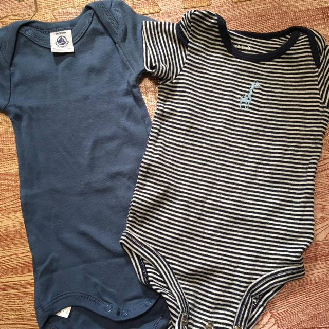 PETIT BATEAU(プチバトー)の3M プチバトー カーターズ ロンパース ボディ キッズ/ベビー/マタニティのベビー服(~85cm)(ロンパース)の商品写真