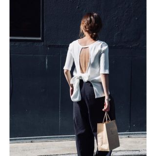 ETRE TOKYO エトレトーキョー　バックシャンリボンTEE(Tシャツ(半袖/袖なし))