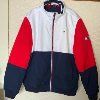 トミーヒルフィガー(TOMMY HILFIGER)のTOMMY HILFIGERアウター(ナイロンジャケット)