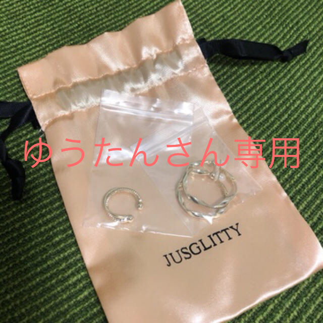 JUSGLITTY(ジャスグリッティー)の新品　ジャスグリッティー　JUSGLITTY イヤリング　イヤーカフ　ゴールド レディースのアクセサリー(イヤリング)の商品写真