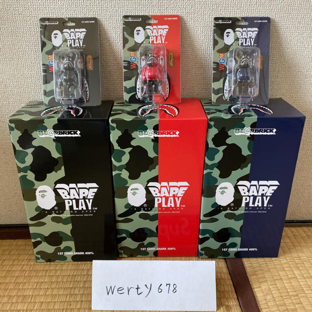 A BATHING APE(アベイシングエイプ)のBE@RBRICK BAPE 1st CAMO SHARK  エンタメ/ホビーのフィギュア(その他)の商品写真