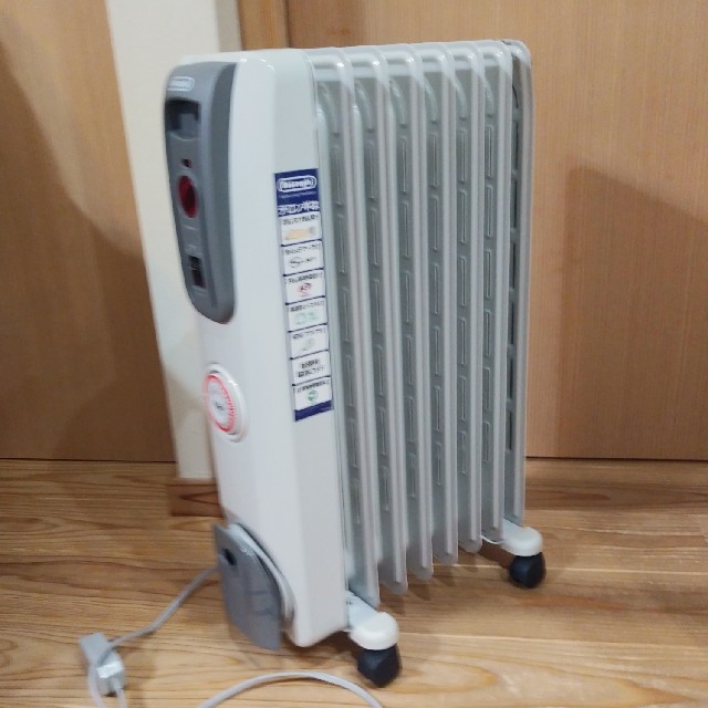 DeLonghi デロンギ オイルヒーター H770812EFS