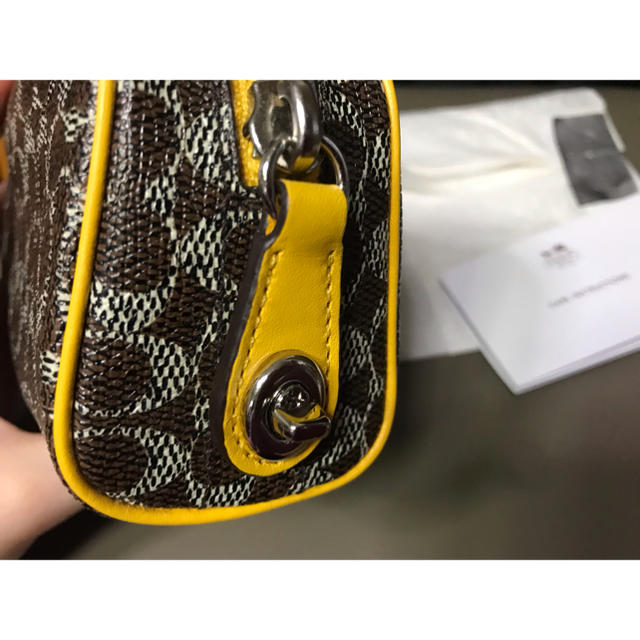 COACH(コーチ)のcoach ミニポーチ レディースのファッション小物(ポーチ)の商品写真