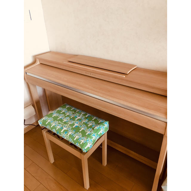 ハンドメイド 電子ピアノ 椅子カバー 不思議の国のアリス の通販 By Fantasia S Shop ラクマ