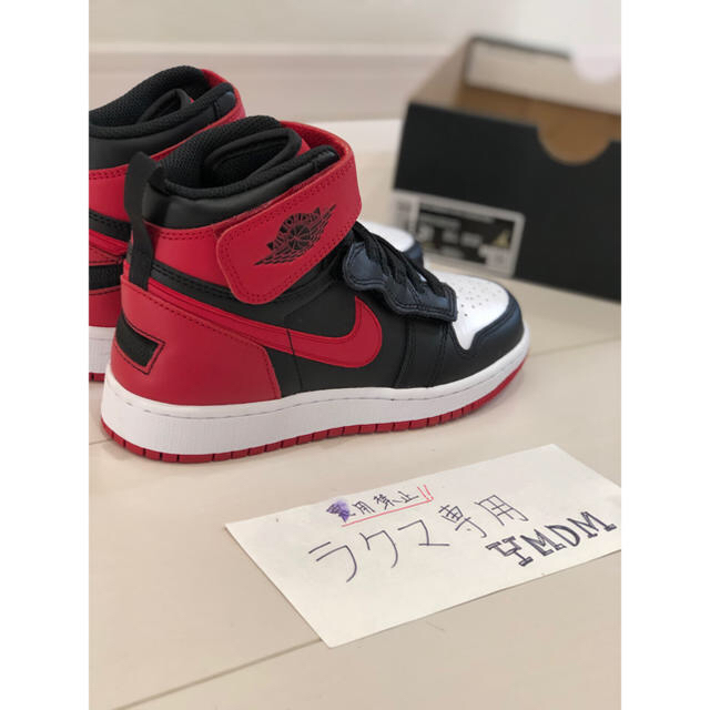 NIKE(ナイキ)のNIKE AIR JORDAN 1 HI FLY EASE GS シカゴつま黒　 メンズの靴/シューズ(スニーカー)の商品写真