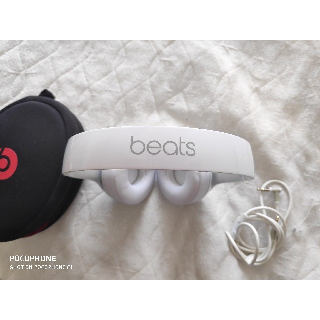 Beats by Dr Dre(ビーツバイドクタードレ)のbeats solo2 ヘッドホン スマホ/家電/カメラのオーディオ機器(ヘッドフォン/イヤフォン)の商品写真