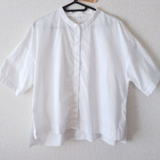 ムジルシリョウヒン(MUJI (無印良品))の MUJI  白シャツ(綿100%)(シャツ/ブラウス(半袖/袖なし))