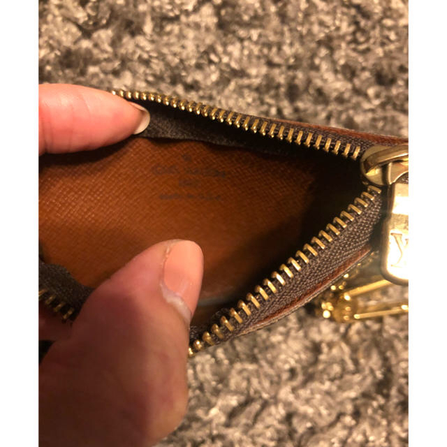 LOUIS VUITTON(ルイヴィトン)のルイヴィトン　小銭入れ　ミニ財布 レディースのファッション小物(コインケース)の商品写真