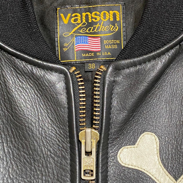 VANSON(バンソン)のバックドロップ別注　バンソン　9TJ  クロスボーン メンズのジャケット/アウター(ライダースジャケット)の商品写真