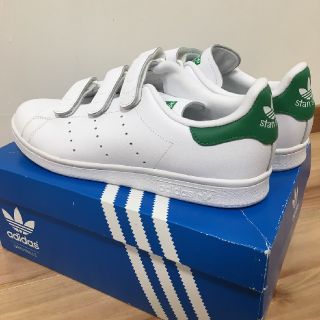 アディダス(adidas)のおさる様専用【新品】adidas スタンスミス ベルクロ（グリーン:27cm）(スニーカー)