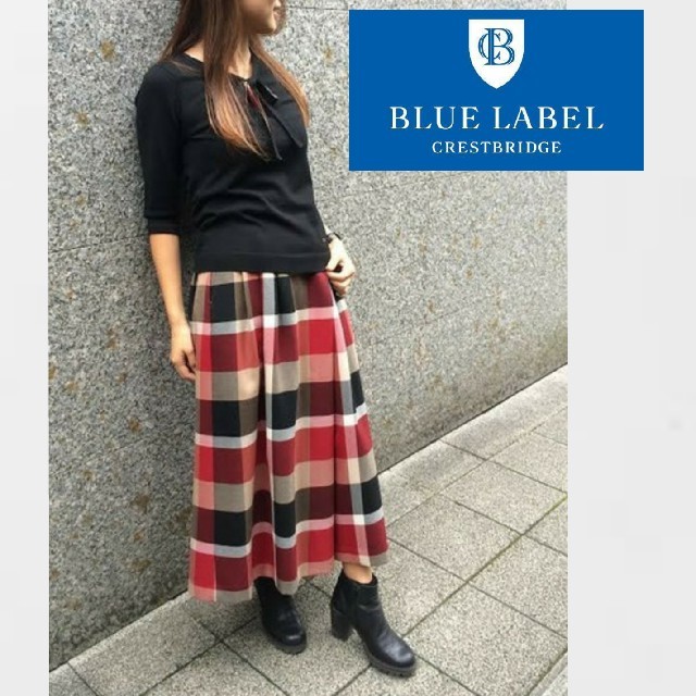 BURBERRY BLUE LABEL(バーバリーブルーレーベル)の専用  ブルーレーベルクレストブリッジ ウールビエラ スカーチョ 38 レディースのパンツ(クロップドパンツ)の商品写真