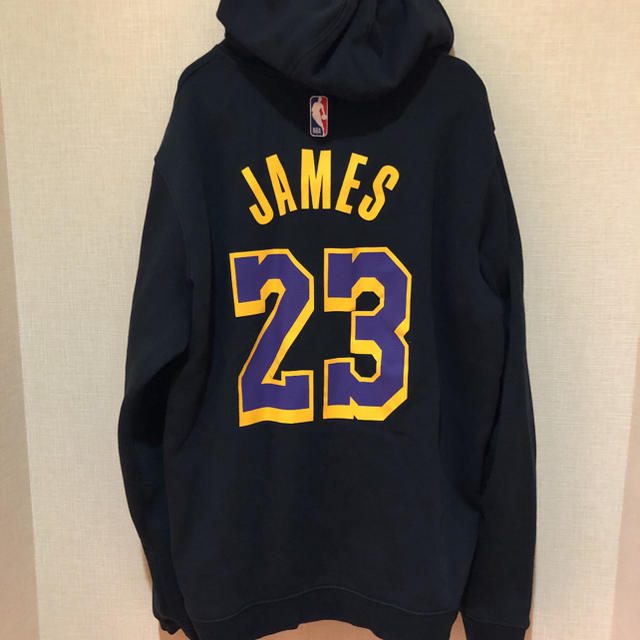 【NBAファン必見!】NIKE レブロン・ジェームズ レイカーズ23番パーカー