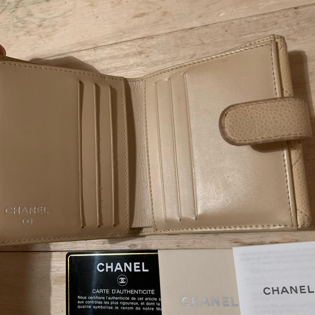 CHANEL(シャネル)のCHANEL マトラッセ　折り財布　 レディースのファッション小物(財布)の商品写真