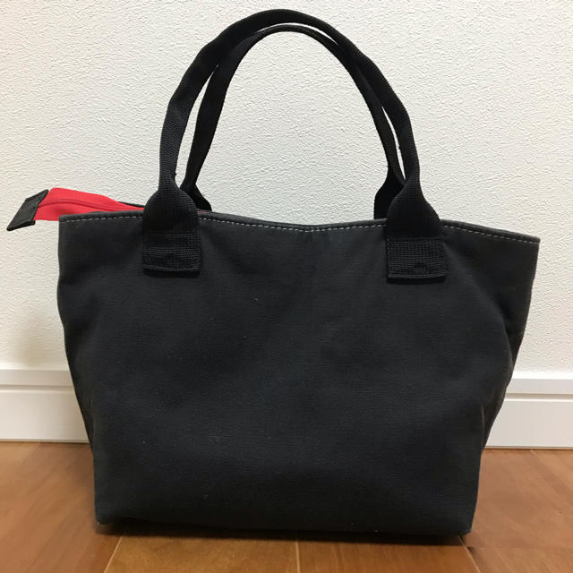 MARC BY MARC JACOBS(マークバイマークジェイコブス)のマークジェイコブス　トートバッグ レディースのバッグ(トートバッグ)の商品写真