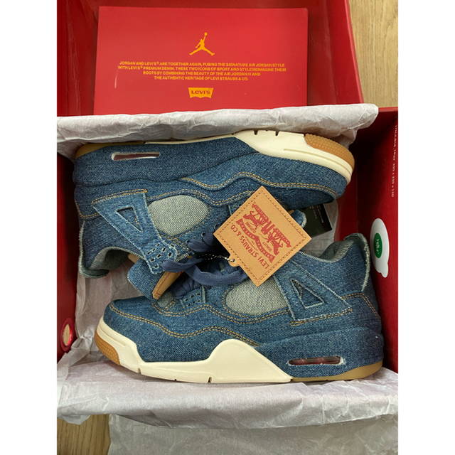 石川県 NIKE AIR JORDAN 4 LEVIS