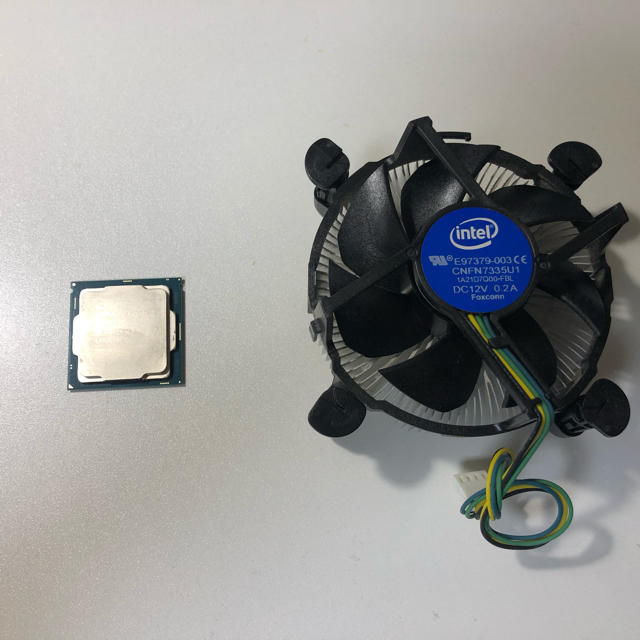 Intel i5 7400 CPUクーラー付き 品