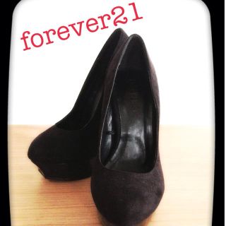 フォーエバートゥエンティーワン(FOREVER 21)のforever21♡ブラックパンプス(ハイヒール/パンプス)