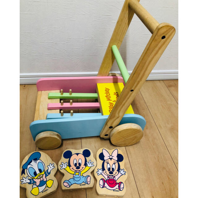 Disney(ディズニー)の木製　ミッキーのカタカタ❤️ キッズ/ベビー/マタニティのおもちゃ(手押し車/カタカタ)の商品写真