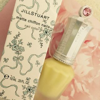 ジルスチュアート(JILLSTUART)のJILL マットシフォンネイルカラー☪(マニキュア)