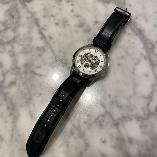 KATHARINE HAMNETT(キャサリンハムネット)のhiy 様専用　腕時計　2本メンズ メンズの時計(腕時計(アナログ))の商品写真