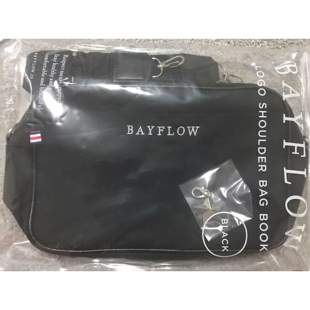 BAYFLOW(ベイフロー)の新品✨ＢＡＹＦＬＯＷショルダーバック&星チャーム レディースのバッグ(ショルダーバッグ)の商品写真