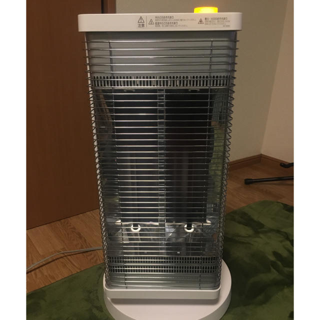 DAIKIN(ダイキン)のダイキン 遠赤外線暖房機 セラムヒート 2018年 スマホ/家電/カメラの冷暖房/空調(電気ヒーター)の商品写真