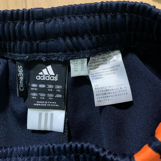 adidas(アディダス)の値下げ！アディダス　ジャージ　半パン　150センチ キッズ/ベビー/マタニティのキッズ服男の子用(90cm~)(パンツ/スパッツ)の商品写真