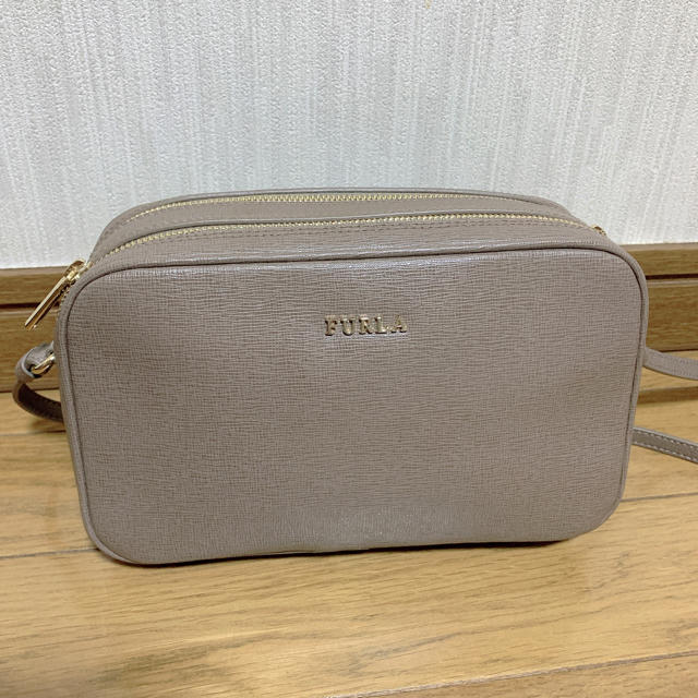 FURLA ショルダーバッグレディース