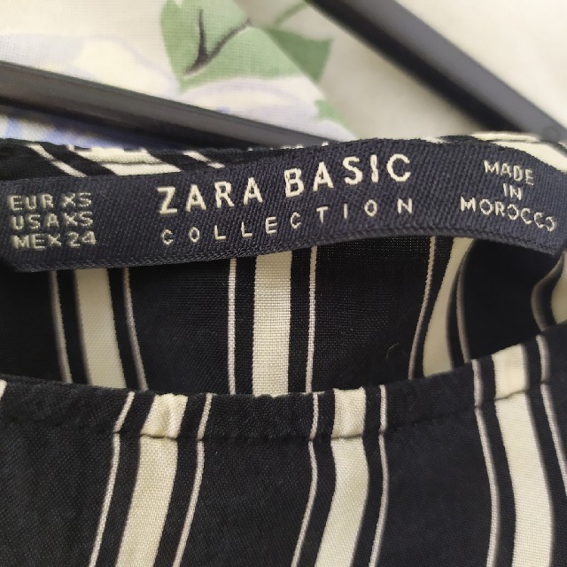 ZARA(ザラ)のワンピース 黒白ストライプ　XS　ザラ レディースのワンピース(ミニワンピース)の商品写真