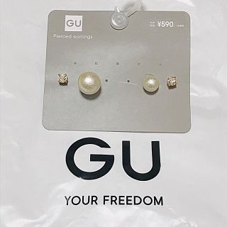 ジーユー(GU)のパール&メタルピアスセット✴︎(ピアス)