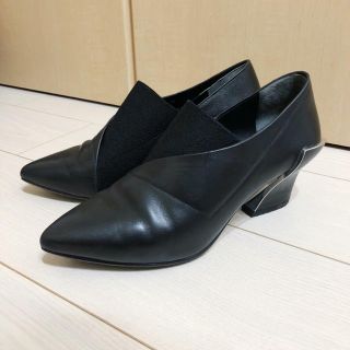 イッセイミヤケ(ISSEY MIYAKE)のイッセイミヤケ×United Nude👠コラボヒール(ハイヒール/パンプス)