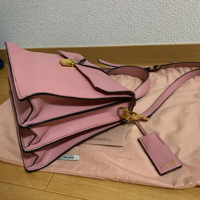 miumiu - miumiu ミュウミュウ ショルダーバッグ ピンクの通販 by kk's shop｜ミュウミュウならラクマ
