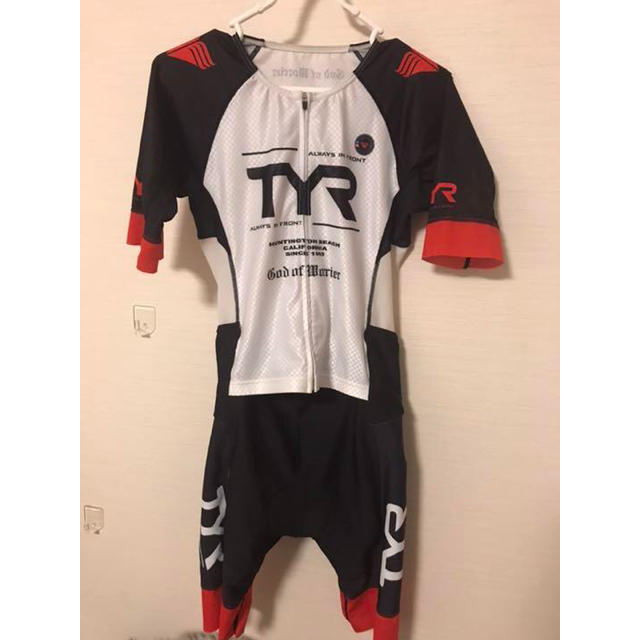 ティアSHORT SLEEVE ULTIMATE TRI-SUIT W スポーツ/アウトドアの自転車(ウエア)の商品写真