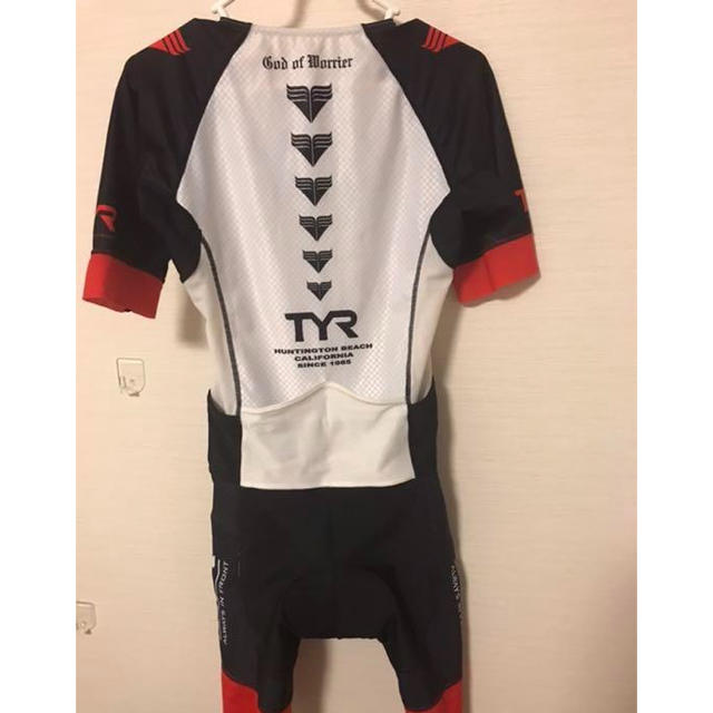 ティアSHORT SLEEVE ULTIMATE TRI-SUIT W スポーツ/アウトドアの自転車(ウエア)の商品写真