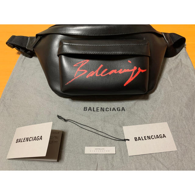 人気商品は Balenciaga - バレンシアガシグネチャーエブリディボディー