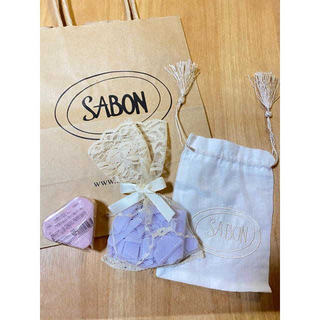 SABON(サボン)のSABON サボン  新品未使用　サシェ ソープフレークス ラベンダー　化粧石鹸 コスメ/美容のリラクゼーション(その他)の商品写真