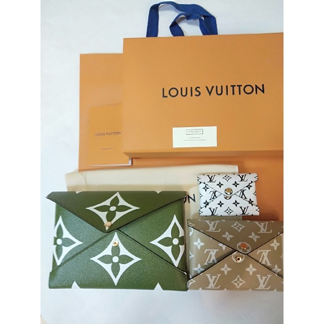 LOUIS VUITTON(ルイヴィトン)のルイヴィトン ポシェットキリガミ ジャイアントモノグラム　M67600 レディースのバッグ(クラッチバッグ)の商品写真