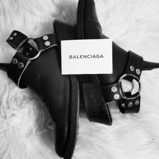 BALENCIAGA スクエアトゥーヒールブーツメンズ