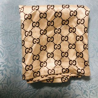 グッチ(Gucci)の【うさたっちゃん専用】グッチ　スカーフ　GUCCI ぐっち(バンダナ/スカーフ)