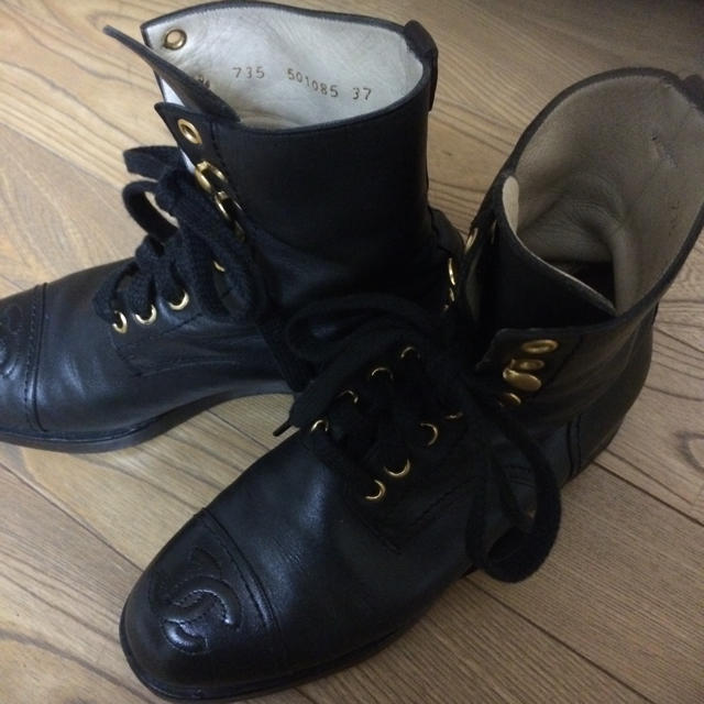 CHANEL(シャネル)のhirokoamiさま専用です♡ レディースの靴/シューズ(ブーツ)の商品写真